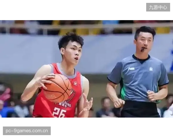 新秀后卫庞峥麟入选最佳阵容一阵，成为战绩不佳的江苏队本赛季首发阵容中唯一的亮点。